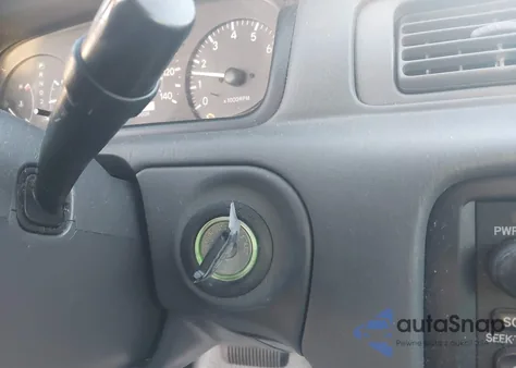 2001 Toyota Camry Le V6 from USA, damaged, VIN JT2BF22K010340826